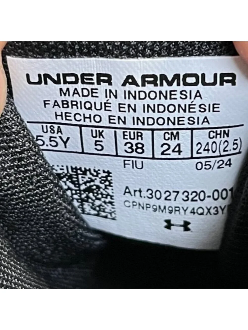 Under Armour Spotlight Franchise 4 RM Boys Size 5.5Y Black White Football Cleats